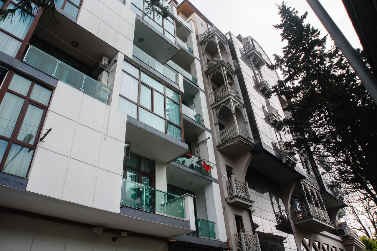 Boulevard Apartment 巴统 外观 照片