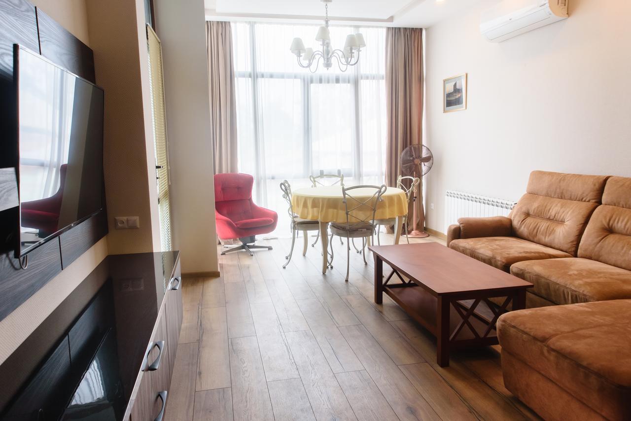 Boulevard Apartment 巴统 外观 照片