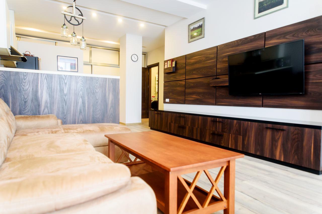 Boulevard Apartment 巴统 外观 照片
